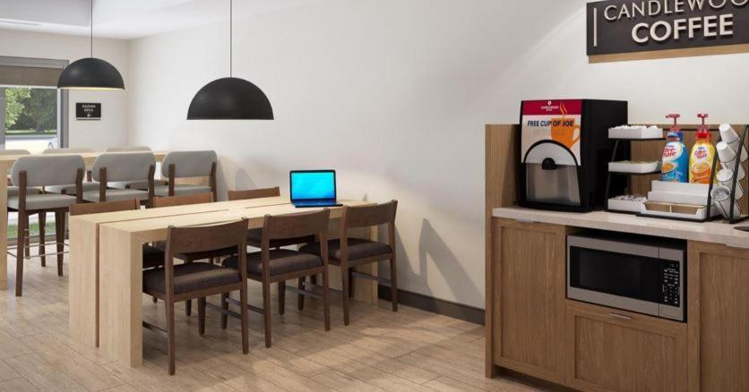 Candlewood - - San Bernardino S By Ihg Loma Linda